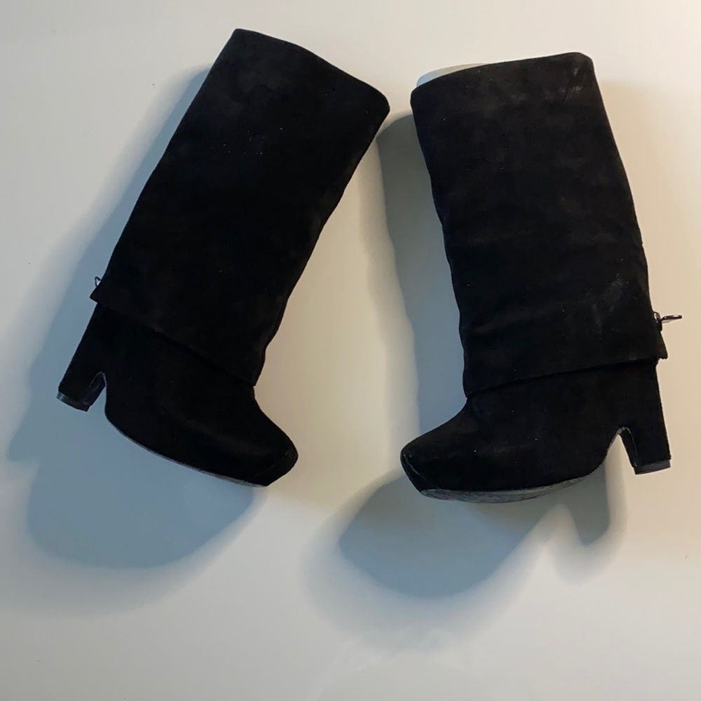 Sam Eldelman Fold-over Suede booties/booties- Worn Once